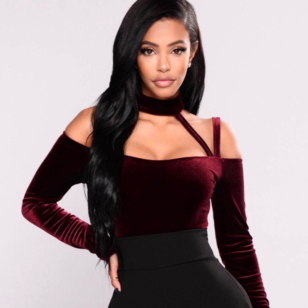 Fashion Nova High Hopes bodysuit in Burgundy